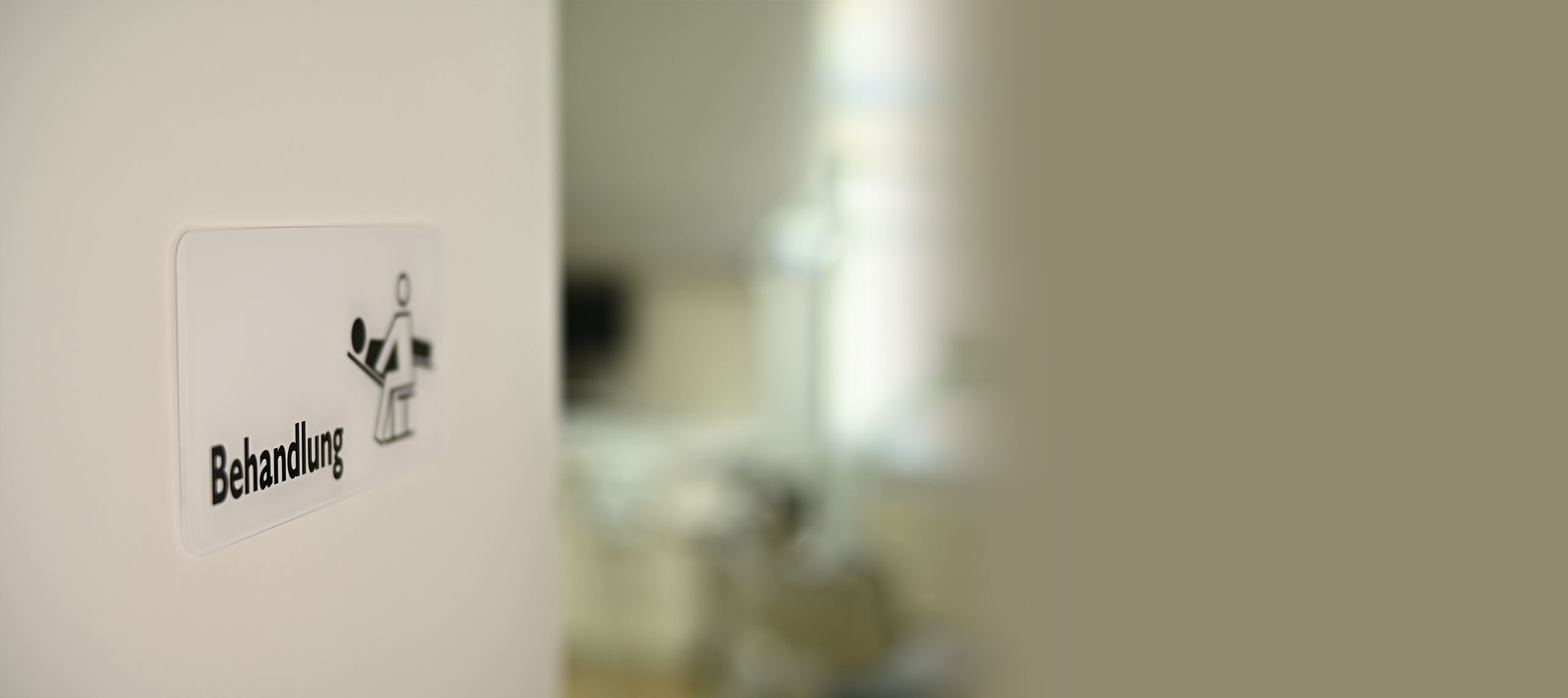 Slider-02-d9452c23 &zwj;Dr. med. dent. Mirco Jogschies - Die Zahn-Praxis - Dr. med. dent. Mirco Jogschies